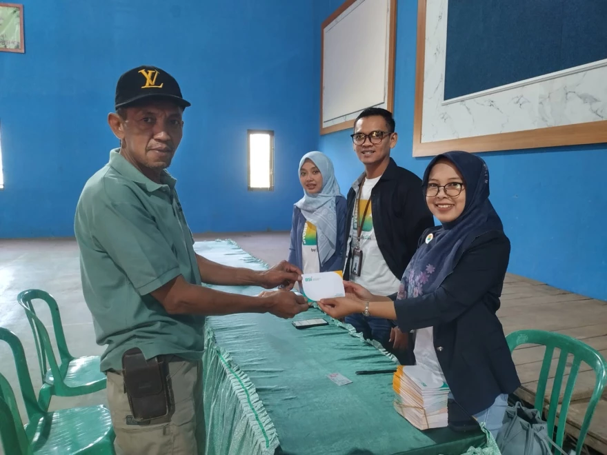 Kolaborasi Strategis di Desa Selodoko: Penyaluran BSU untuk Perangkat Desa, BPD, RT, RW, dan LINMAS Dipermudah Berkat Bank BSI & SMK An'Nur Ampel